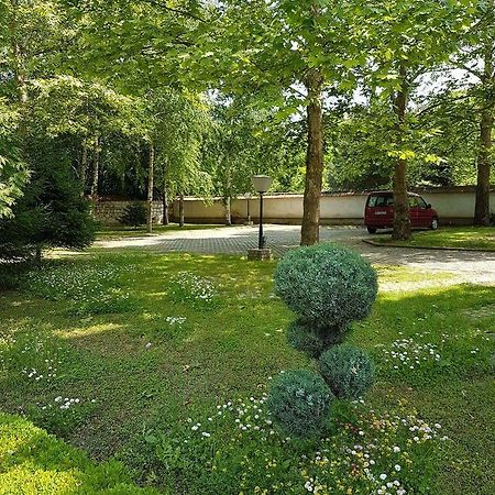 Motel Paradise Oryakhovo Luaran gambar