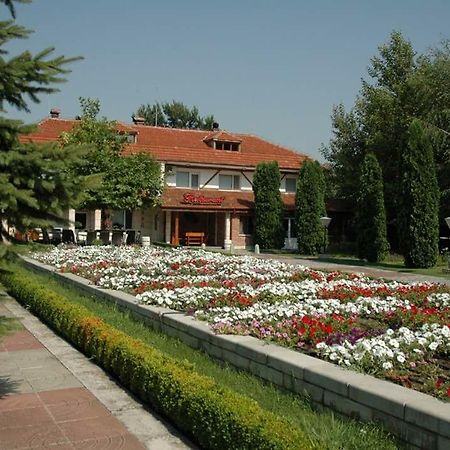 Motel Paradise Oryakhovo Luaran gambar