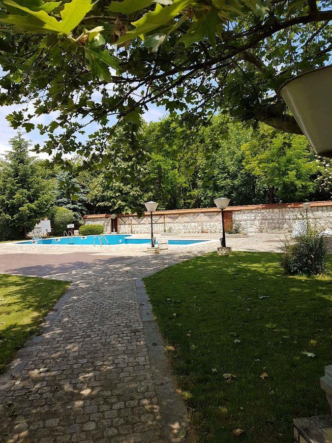 Motel Paradise Oryakhovo Luaran gambar