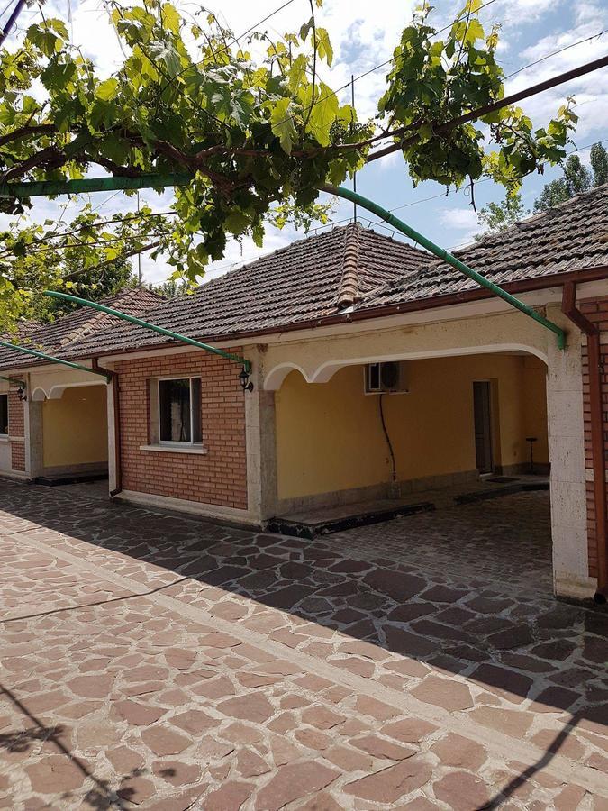 Motel Paradise Oryakhovo Luaran gambar