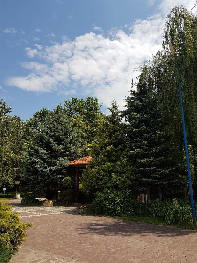 Motel Paradise Oryakhovo Luaran gambar